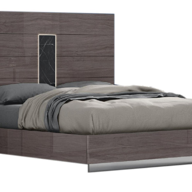 1371 Elliot Queen Bed