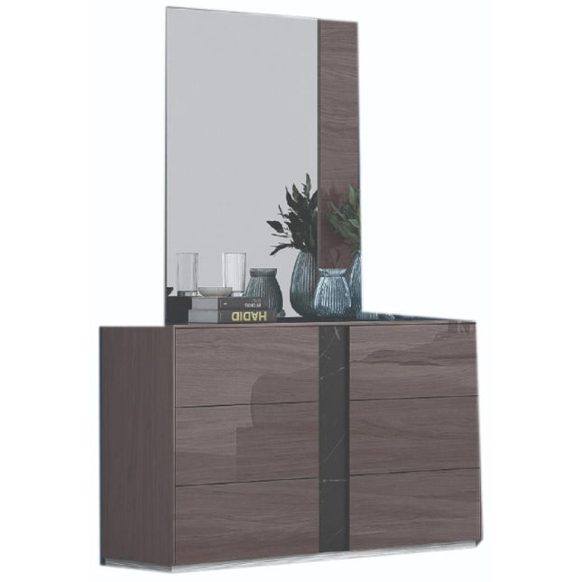 1371 Elliot Dresser