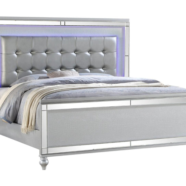 1714 Sterling King Bed in Silver