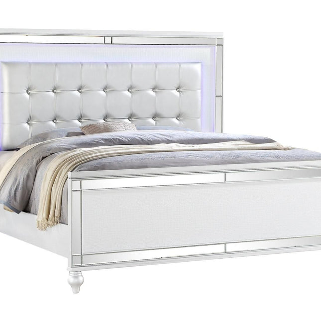 1714 Sterling Queen Bed in White