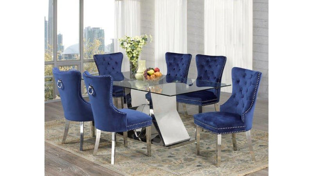 1360 Bailey Dining Table