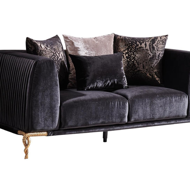 7225 Majesty Loveseat in Black