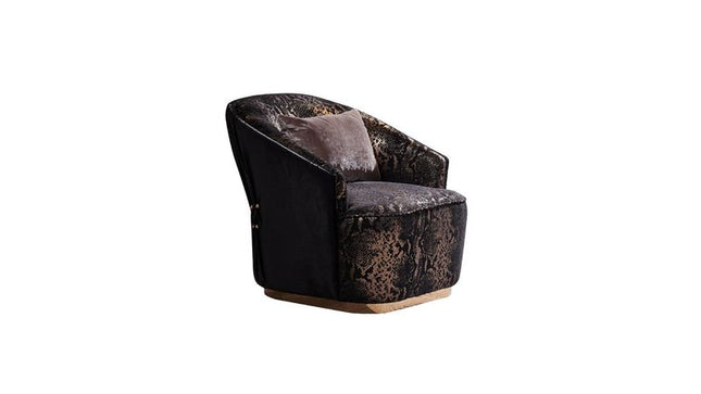 7225 Majesty Chair in Black