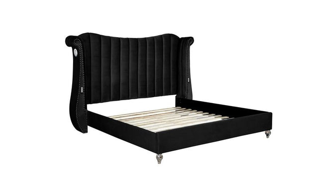 524 Tulip King Bed in Black