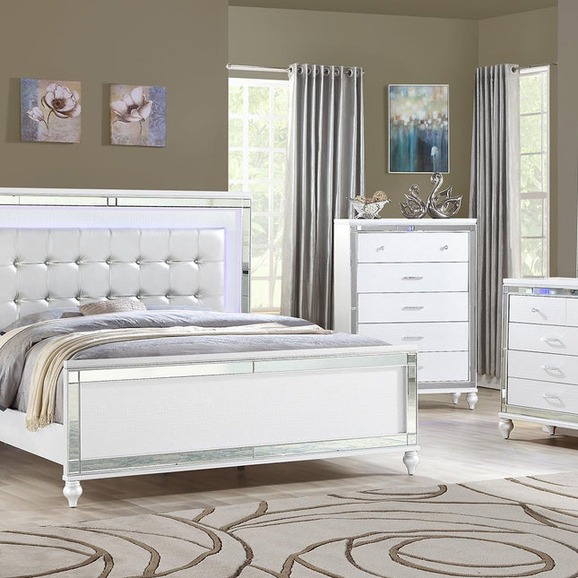 1814 Sterling Queen Bedroom Set in White